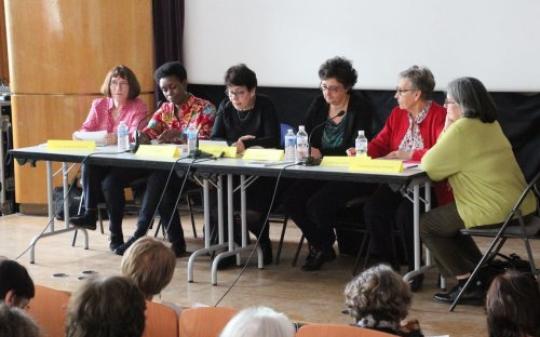 De gauche à droite : Françoise Bonnot-Jorgens, Kidi Bebey, Véronique Leroux-Hugon, Marie Poinsot, Claude Delachet-Guillon et Elizabeth Legros-Chapuis